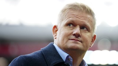 "Довелося піти". Батька Ерлінга Голанда вивели з ложі стадіону в Мадриді у півфіналі Ліги чемпіонів: в чому причина