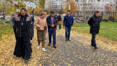 Генератори та психологічна допомога. Ізраїль розширює діяльність на Київщині