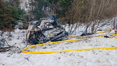 У селі Стримба на Франківщині зіткнулися три автомобілі. Загинув водій, ще двоє людей травмувалися У селі Стримба на Франківщині зіткнулися три автомобілі. Загинув водій, ще двоє людей травмувалися