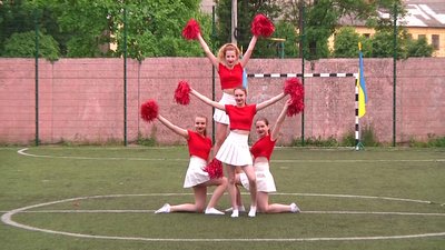 У житомирському ліцеї №1 відбулися змагання зі спортивного чирлідингу У житомирському ліцеї №1 відбулися змагання зі спортивного чирлідингу