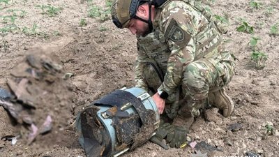На Полтавщині вибухотехніки знешкодили бойову частину російського безпілотника