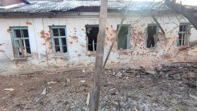 Наслідки обстрілу Олександрівки Золочівської громади, 19 лютого 2024 року Наслідки обстрілу Олександрівки Золочівської громади, 19 лютого 2024 року