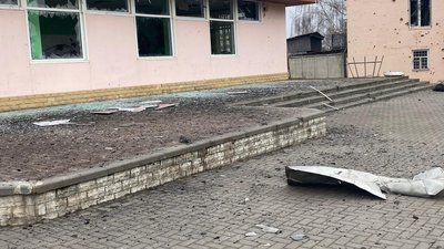 Вночі армійці РФ обстріляли дві громади Сумщини: є поранені та руйнування Вночі армійці РФ обстріляли дві громади Сумщини: є поранені та руйнування