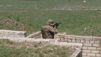 Добровольці та резервісти відновлюють стрілецькі навички на полігонах Миколаївщини