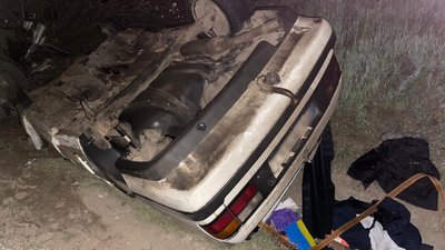 На Одещині вантажівка зіштовхнулася з легковиком: водій загинув, пасажирку госпіталізували