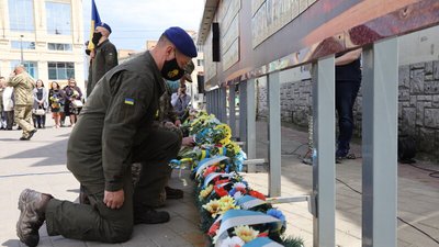 Громадська панахида у Луцьку: вшанували бійців, які загинули внаслідок бойових дій в АТО/ООС