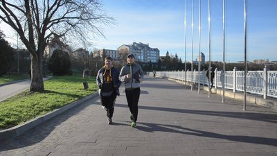 Тернополянину платять за біг: він допомагає випускникам інтернатів Тернополянину платять за біг: він допомагає випускникам інтернатів