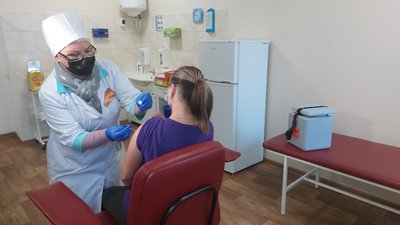 Вакцинуватися від грипу та коронавірусу можна одночасно — миколаївська імунологиня