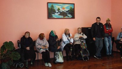 Яку допомогу Хмельниччина надає переселенцям з вадами слуху