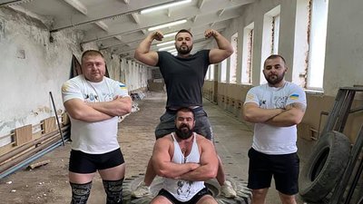 Збірна Прикарпаття - третя на чемпіонаті України з богатирського багатоборства Збірна Прикарпаття - третя на чемпіонаті України з богатирського багатоборства