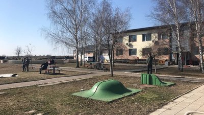"Ми жили в невідомості". З Миколаєва на Одещину евакуювали сім'ї людей з інвалідністю