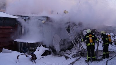 пожежа в черкасах на Оборонній пожежа в черкасах на Оборонній