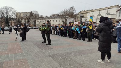 У Тернополі вшанували Героїв Небесної Сотні У Тернополі вшанували Героїв Небесної Сотні