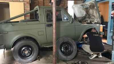 У Полтаві створюють пікапи для військових