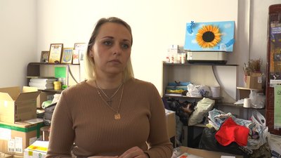 В Івано-Франківську дружини воїнів готують і продають випічку, щоб допомогти ЗСУ В Івано-Франківську дружини воїнів готують і продають випічку, щоб допомогти ЗСУ