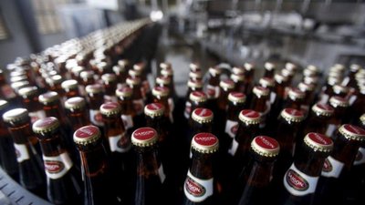 "Зараз для цього не час": у Луцьку заборонили продаж алкоголю