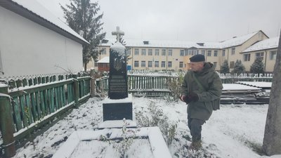 Знайшли елемент пам'ятника Знайшли елемент пам'ятника