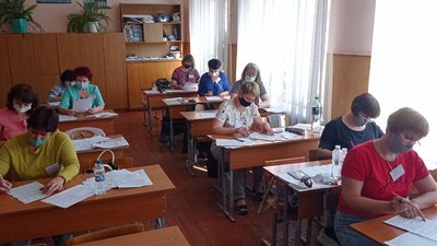 У Кропивницькому перевіряють роботи ЗНО з української мови та літератури