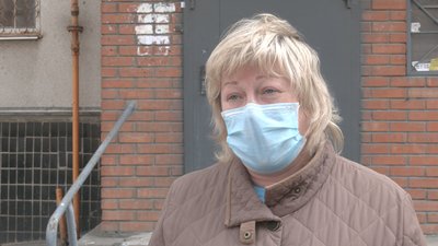 Понад 50 тисяч продуктових наборів від "АТБ" розносять соцпрацівники на Харківщині Понад 50 тисяч продуктових наборів від "АТБ" розносять соцпрацівники на Харківщині