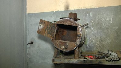Отримуємо позитивні відгуки від військових: вінницькі майстри виготовили майже сотню буржуйок для бійців Отримуємо позитивні відгуки від військових: вінницькі майстри виготовили майже сотню буржуйок для бійців