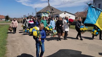 На Львівщині попрощалися з двома воїнами, які загинули у російсько-українській війні На Львівщині попрощалися з двома воїнами, які загинули у російсько-українській війні