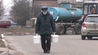 У Лозовій через відсутність води закривають школи і дитсадки