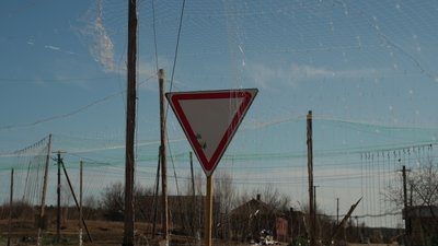 Антидронові сітки на Сумщині