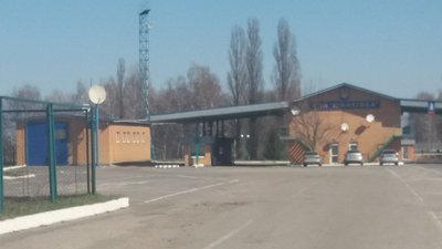 Намети для обсервації на кордоні з РФ: репортаж з Юнаківки на Сумщині Намети для обсервації на кордоні з РФ: репортаж з Юнаківки на Сумщині