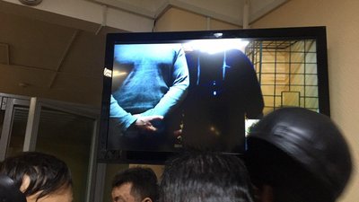 Обвинувачених у теракті біля Палацу спорту не доставили до суду на оголошення вироку Обвинувачених у теракті біля Палацу спорту не доставили до суду на оголошення вироку