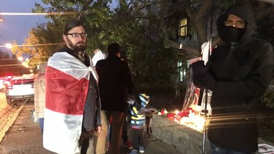 У Києві провели акція пам'яті Романа Бондаренка, вбитого в Мінську У Києві провели акція пам'яті Романа Бондаренка, вбитого в Мінську