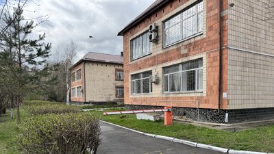 У Полтаві засудили військового: незаконно зберігав автомати
