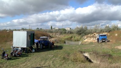 Зариблення Дніпра: у водойми на Херсонщині випустили 250 тисяч екземплярів риби Зариблення Дніпра: у водойми на Херсонщині випустили 250 тисяч екземплярів риби