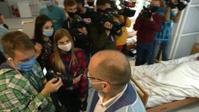 Зарплати лікарів, майбутнє "швидкої" і COVID. Що наговорив міністр Степанов у Рівному Зарплати лікарів, майбутнє "швидкої" і COVID. Що наговорив міністр Степанов у Рівному