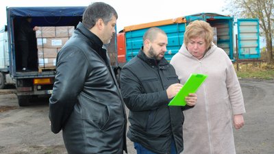 Олександр Марущак та голова Чернігівської облради Олена Дмитренко у Киїнці Олександр Марущак та голова Чернігівської облради Олена Дмитренко у Киїнці