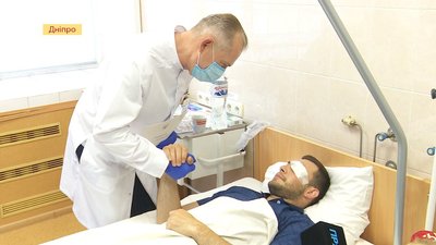 Поранений боєць, якого 14 червня доставили до лікарні ім. Мечникова, почуває себе добре Поранений боєць, якого 14 червня доставили до лікарні ім. Мечникова, почуває себе добре