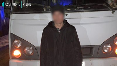 На 16-річного викрадача маршруток суд постановив почепити електронний браслет