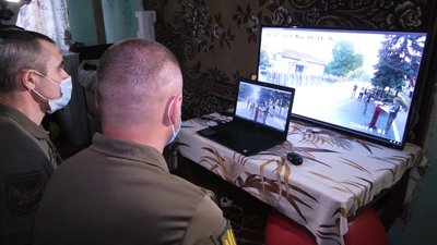 Підірвався на міні і вижив: на Рівненщині вручили медаль розвіднику Михайлу Зембі Підірвався на міні і вижив: на Рівненщині вручили медаль розвіднику Михайлу Зембі