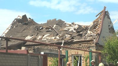 "На мене впала стеля". В результаті ракетних ударів у Запоріжжі пошкоджено 62 будинки