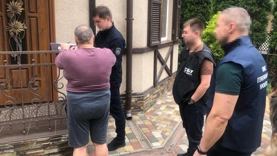 Діамантовий прокурор, ДБР