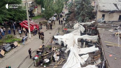 Удар по RIA. Суд визнав Володимира Синельника винним у наведенні ракети по піцерії у Краматорську: який вирок