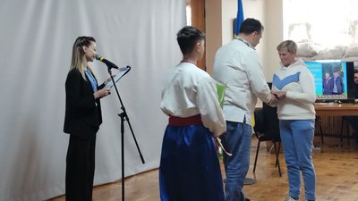 На Житомирщині 77 жінкам присвоїли звання "Мати-героїня" На Житомирщині 77 жінкам присвоїли звання "Мати-героїня"