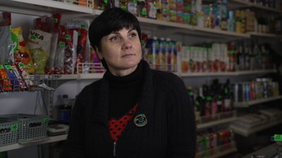 Під обстрілами, але з вірою у краще: як живуть у Семенівці на Чернігівщині, що за 12 км від кордону з Росією Під обстрілами, але з вірою у краще: як живуть у Семенівці на Чернігівщині, що за 12 км від кордону з Росією