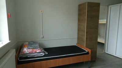 У Калуші на Івано-Франківщині облаштують два шелтери для переселенців У Калуші на Івано-Франківщині облаштують два шелтери для переселенців