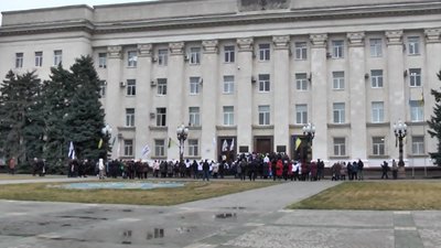 Або всі працюють, або всі на локдауні. У Херсоні мітингували підприємці Або всі працюють, або всі на локдауні. У Херсоні мітингували підприємці