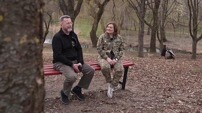 Як "Фіона" з Луцька служить мінометницею у бойовому підрозділі, а чоловік волонтерить Як "Фіона" з Луцька служить мінометницею у бойовому підрозділі, а чоловік волонтерить