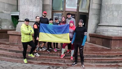 Житомиряни пробігли маршрут GPS-треком у вигляді назви звільненого від росіян Херсона