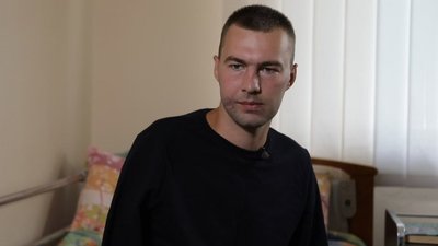 Військовослужбовець Військовослужбовець