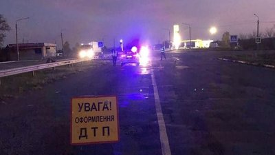 Смертельна ДТП на трасі Київ-Одеса: водій збив людину і втік з місця події