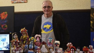 Волинські волонтери передали військовим медикам рюкзаки з ліками та спеціалізованим обладнанням