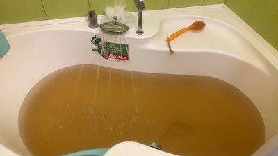 Життя без стабільного водопостачання та якісної води: як живуть люди з Агрономічного